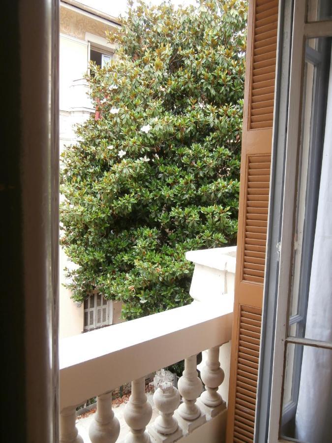Climatise Dans Bourgeoise Nizza