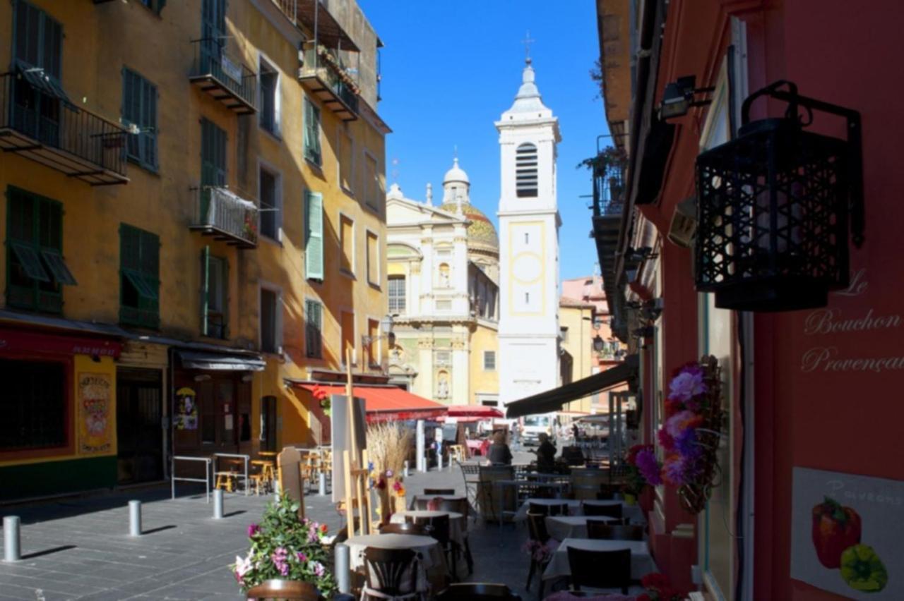 Climatise Dans Bourgeoise Nizza